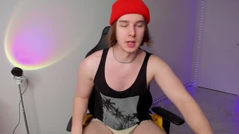 Vincent Strong online show from 03/01/25, 01:32