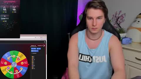 Vincent Strong online show from 11/17/25, 01:39