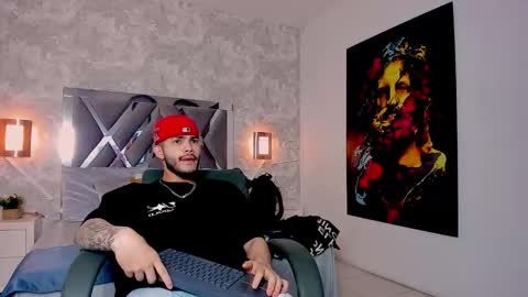 Vincent online show from 10/15/25, 04:23