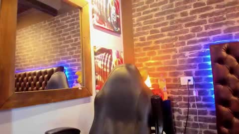 ---Vinzen--- online show from 10/31/25, 06:20