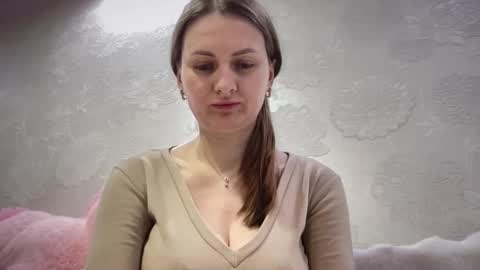 Funny  girl online show from 10/31/25, 09:49