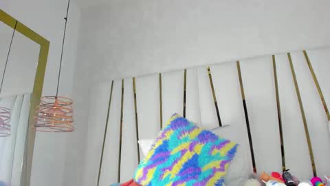 violeet_gray online show from 11/14/25, 11:31