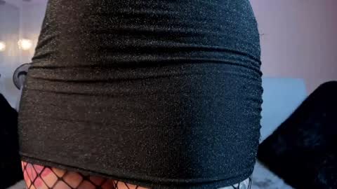 Violett  Everyday From 0530 to 1430 Col Time online show from 01/10/25, 01:52