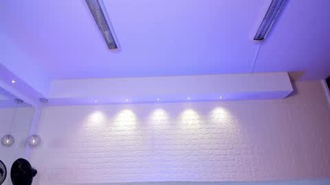 Violett  Everyday From 0530 to 1430 Col Time online show from 01/30/25, 05:06