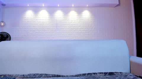 Violett  Everyday From 0530 to 1430 Col Time online show from 02/03/25, 10:58