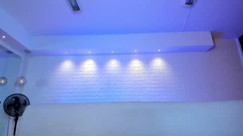 Violett  Everyday From 0530 to 1430 Col Time online show from 02/21/25, 04:59