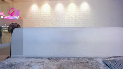 Violett  Everyday From 0530 to 1430 Col Time online show from 02/26/25, 01:52