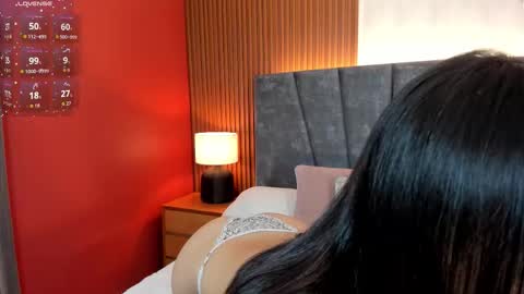 Snapshot of violet0333 chatting on 11/04/25, 06:29 Violet online show from 11/04/25, 06:29