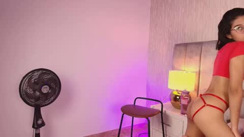 Snapshot of violet_606 chatting on 09/20/25, 08:21 Violeta online show from 09/20/25, 08:21