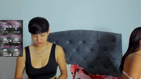 Snapshot of violet_casper_ chatting on 01/30/25, 10:19 Violet and Casper online show from 01/30/25, 10:19