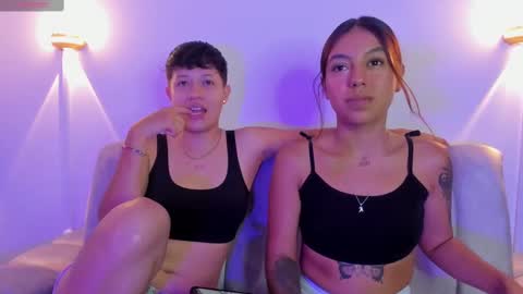 Snapshot of violet_casper_ chatting on 09/20/25, 04:35 Violet and Casper online show from 09/20/25, 04:35