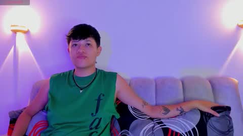 Violet and Casper online show from 11/13/25, 06:34