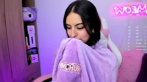 Snapshot of violet_catt chatting on 12/06/24, 08:18 Violeta online show from 12/06/24, 08:18