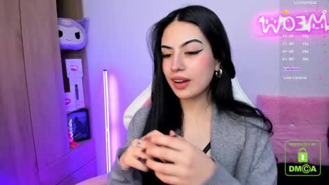 Snapshot of violet_catt chatting on 03/04/25, 10:16 Violeta online show from 03/04/25, 10:16