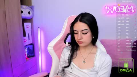 Snapshot of violet_catt chatting on 03/07/25, 08:22 Violeta online show from 03/07/25, 08:22