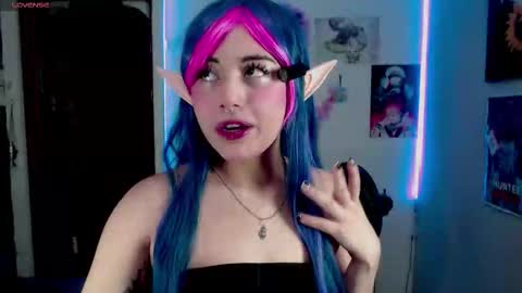 Violete Hentai01 online show from 10/27/25, 10:47