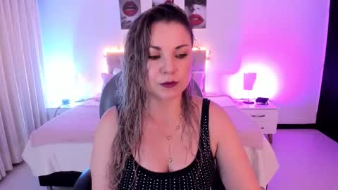 violeta_hotter_ online show from 10/11/25, 11:09