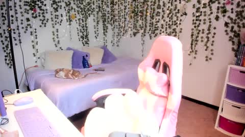 Violeta online show from 10/10/25, 04:50