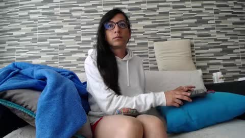 Snapshot of violetagomez_co chatting on 10/16/25, 12:28 Violeta Gmez online show from 10/16/25, 12:28