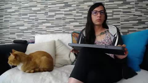 Snapshot of violetagomez_co chatting on 11/07/25, 03:01 Violeta Gmez online show from 11/07/25, 03:01