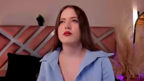 Snapshot of violetcollins_ chatting on 09/12/25, 07:58 Call me Violet online show from 09/12/25, 07:58