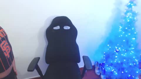 Snapshot of violetevans69 chatting on 12/10/24, 07:16 Violett online show from 12/10/24, 07:16