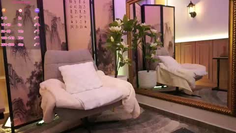 Violet Evanz online show from 09/16/25, 07:04