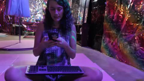 Violet Hooper online show from 12/02/24, 03:58