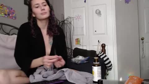 Violet Hooper online show from 01/14/25, 05:12