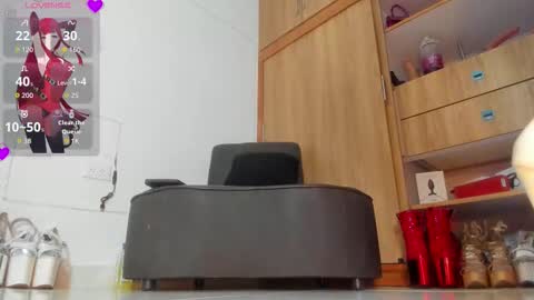 VIOLETA MONTANA online show from 10/25/25, 09:39