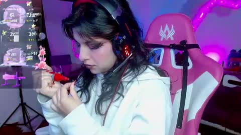   online show from 10/14/25, 07:47