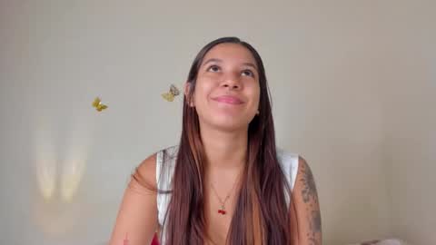 violett_24_ online show from 10/11/25, 11:47