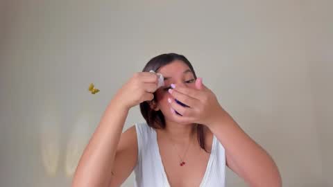 violett_24_ online show from 10/23/25, 11:46