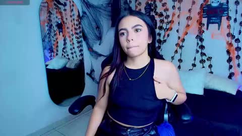 VIOLETTE online show from 11/01/25, 05:04