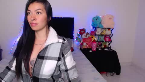 Snapshot of violett_flowers chatting on 02/07/25, 05:10 violeta online show from 02/07/25, 05:10