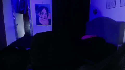 Snapshot of violett_hottie chatting on 01/07/25, 12:34 violett Independent model online show from 01/07/25, 12:34