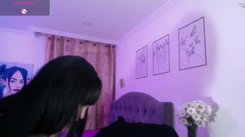 Snapshot of violett_hottie chatting on 02/16/25, 11:05 violett Independent model online show from 02/16/25, 11:05