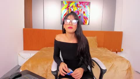 violetta online show from 10/11/25, 10:14