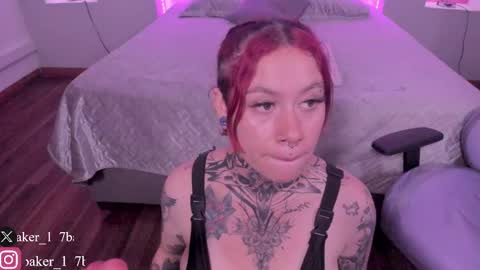 ViolettaBaker online show from 02/11/25, 07:38