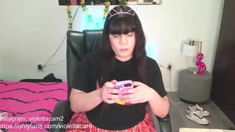 Snapshot of violettacam69 chatting on 02/13/25, 10:55 violettacam69 online show from 02/13/25, 10:55