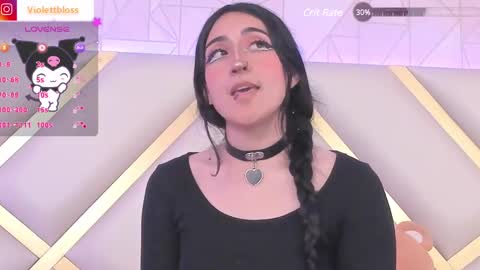 Snapshot of violettbloss chatting on 02/26/25, 03:53 Violeta online show from 02/26/25, 03:53