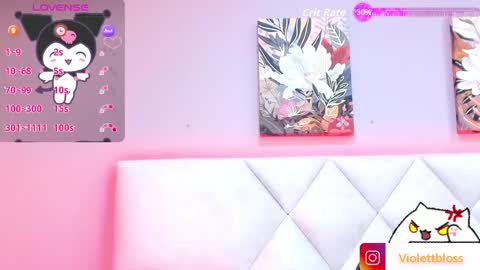 Snapshot of violettbloss chatting on 09/23/25, 03:31 Violeta online show from 09/23/25, 03:31