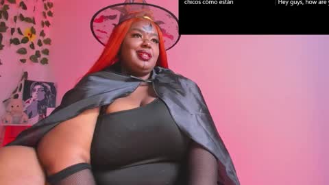 Snapshot of violette_plus chatting on 10/31/25, 05:47 Call me valeria online show from 10/31/25, 05:47