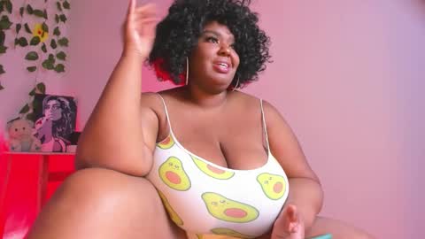 Snapshot of violette_plus chatting on 11/06/25, 09:37 Call me valeria online show from 11/06/25, 09:37