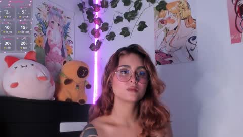 Snapshot of violetteramirez01 chatting on 12/04/24, 08:40 Violette online show from 12/04/24, 08:40