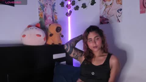 Snapshot of violetteramirez01 chatting on 01/21/25, 11:13 Violette online show from 01/21/25, 11:13