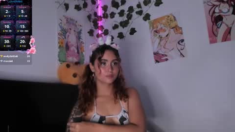 Snapshot of violetteramirez01 chatting on 01/31/25, 09:48 Violette online show from 01/31/25, 09:48