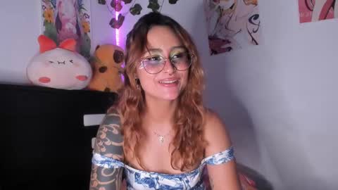 Snapshot of violetteramirez01 chatting on 02/10/25, 09:36 Violette online show from 02/10/25, 09:36