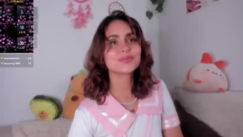 Snapshot of violetteramirez01 chatting on 10/30/25, 09:15 Violette online show from 10/30/25, 09:15