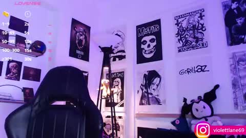 Snapshot of violettlane chatting on 01/12/25, 12:07 Violeta online show from 01/12/25, 12:07